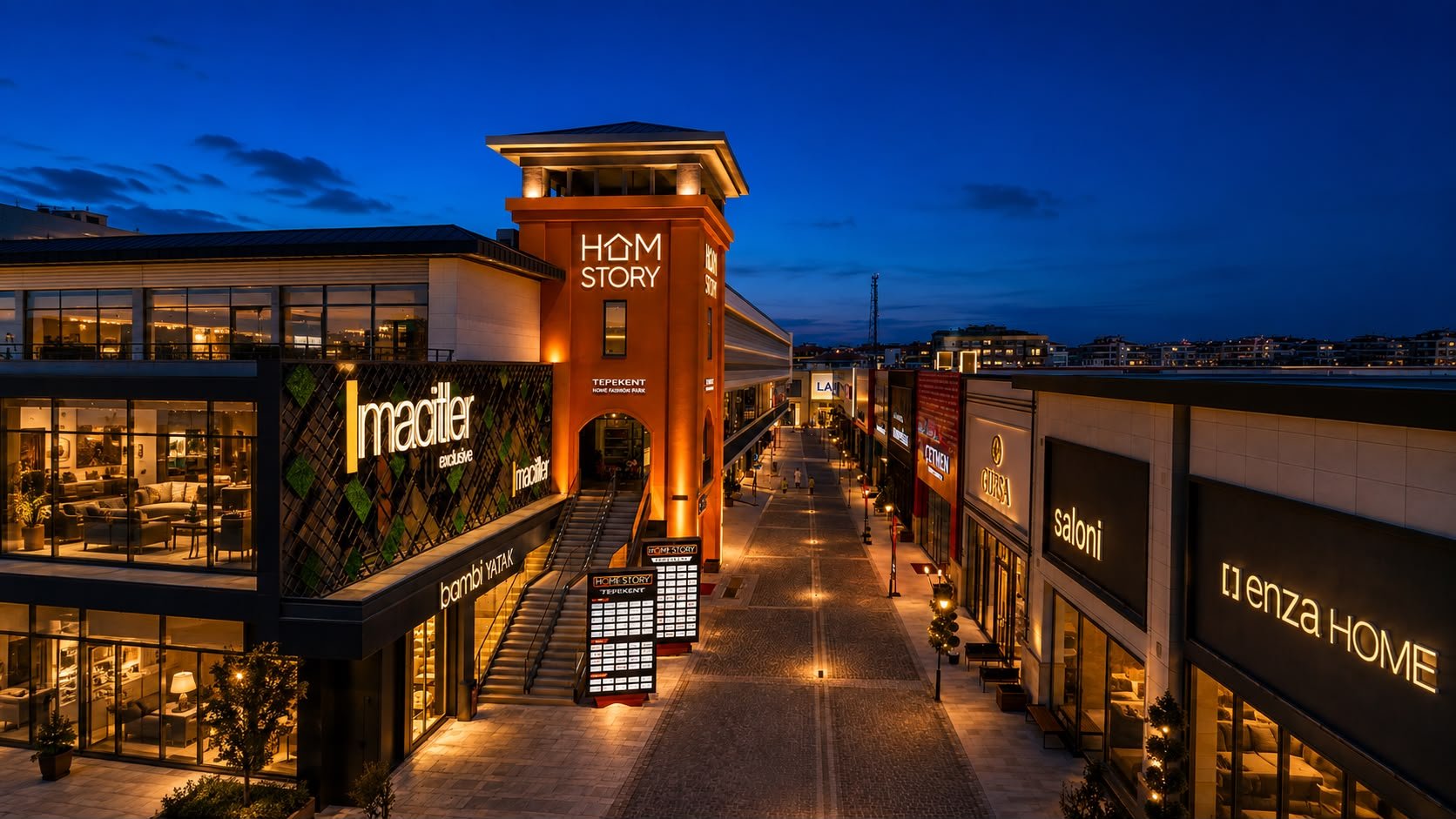 Home Story Tepekent alışveriş merkezinin akşam saatinde dış görünümü